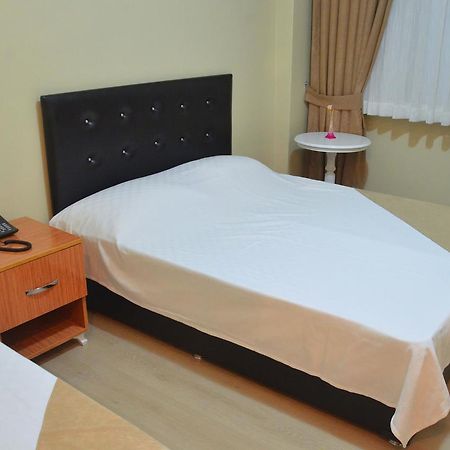 Doyuranlar Ata Hotel Ечеабат Екстериор снимка