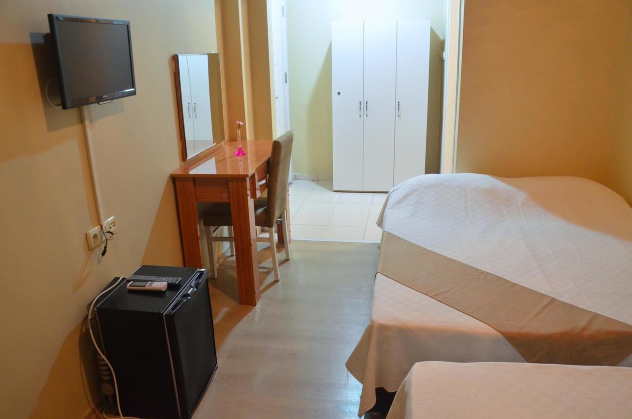 Doyuranlar Ata Hotel Ечеабат Екстериор снимка