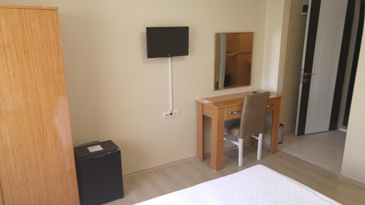 Doyuranlar Ata Hotel Ечеабат Екстериор снимка