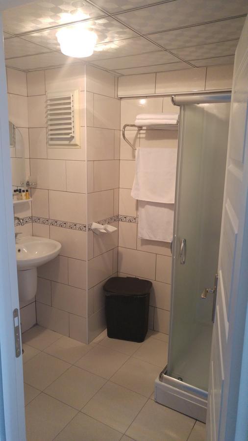 Doyuranlar Ata Hotel Ечеабат Екстериор снимка